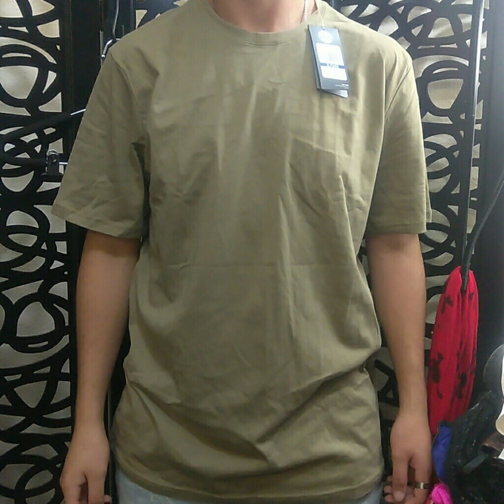 Under Armour T-shirt